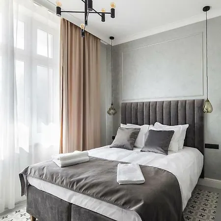 Przy Monte Cassino *